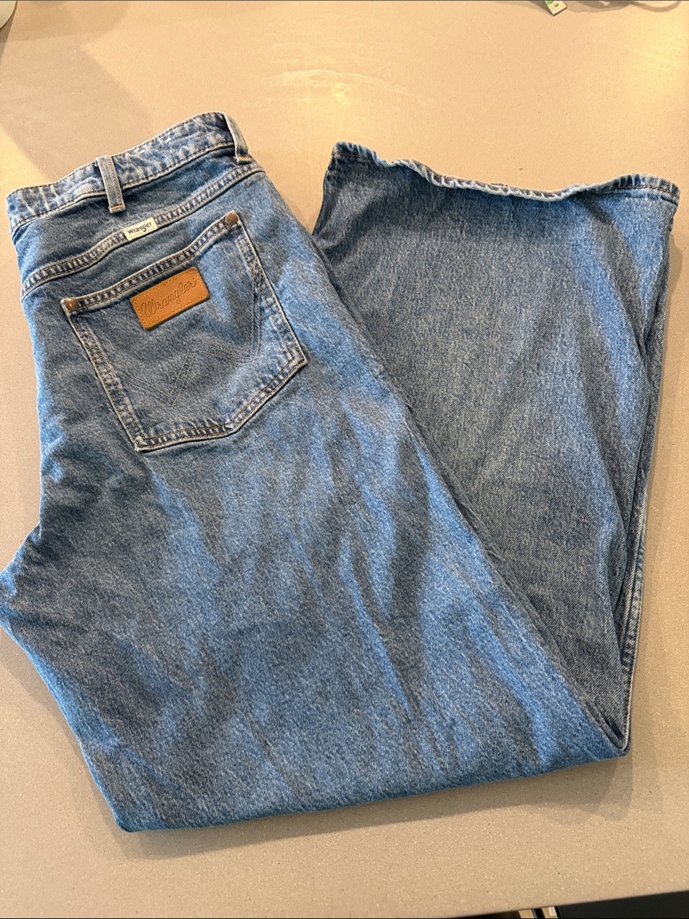Wrangler Worldwide Wide Leg Jeans